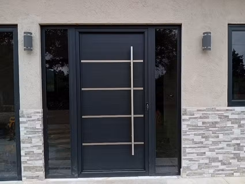 Herrer&iacute;a y Aluminio LUNA