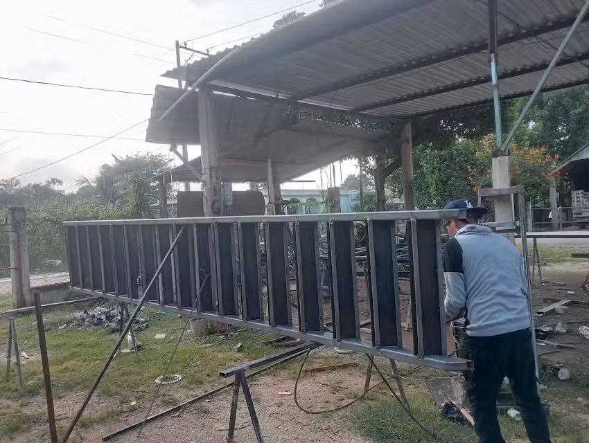 HERRERIA Y ALUMINIOS CRUZ