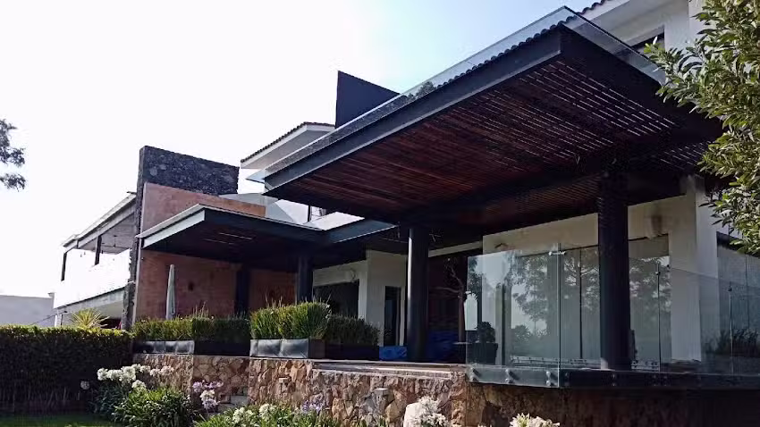 Herrer&iacute;a y estructuras en general &ldquo;Torres&rdquo;