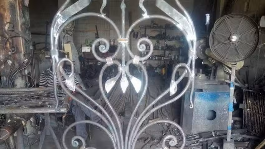 Herrer&iacute;a y forja art&iacute;stica moreno