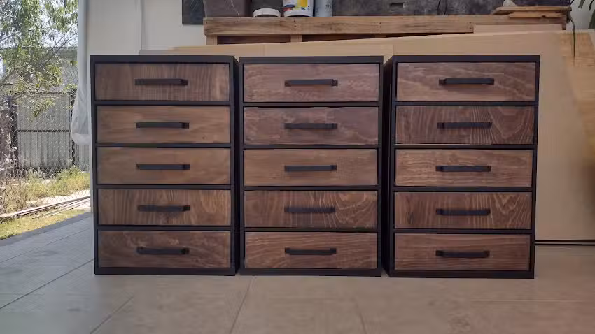 Herrer&iacute;a y Madera Guerra