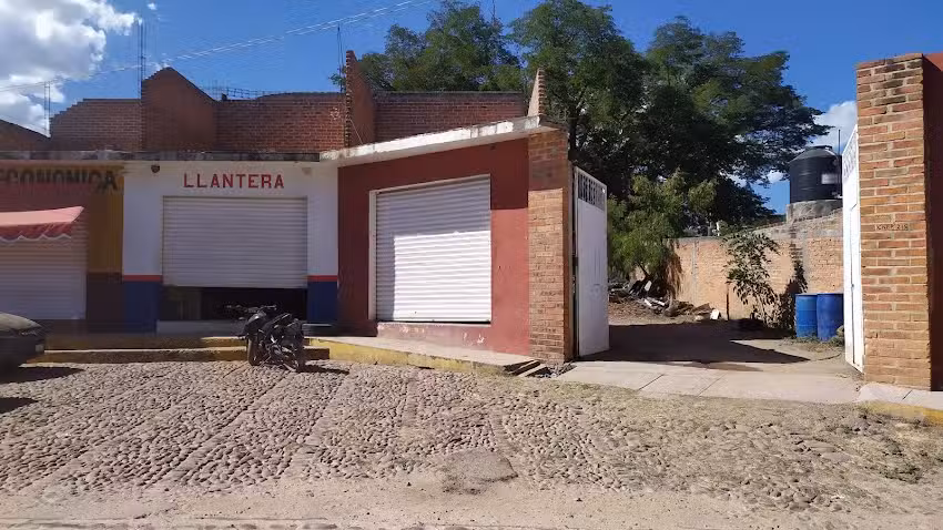 Herrer&iacute;a y motos los amigos