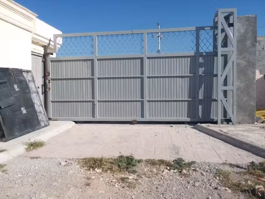 Herrer&iacute;a y Novedades Monterrey