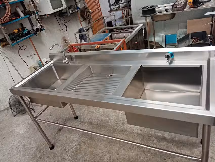 INOXTEAM &ndash; Equipos de Acero Inoxidable