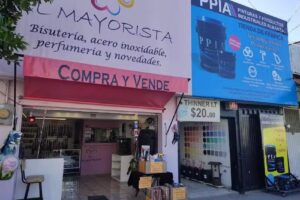 Joyer&iacute;a en acero inoxidable, El Mayorista. Perfumes Bisuter&iacute;a