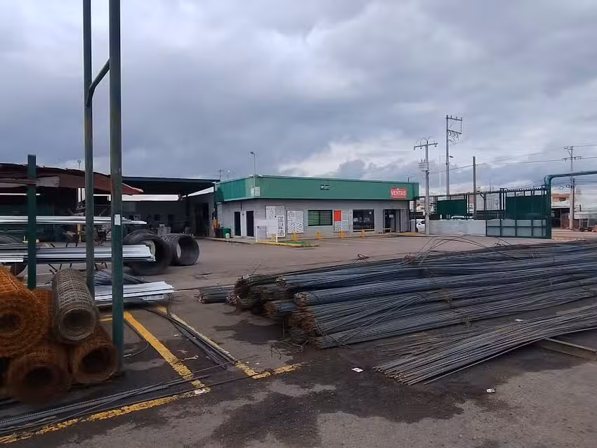 Kalisch Acero &ndash; H&eacute;roe Inmortal