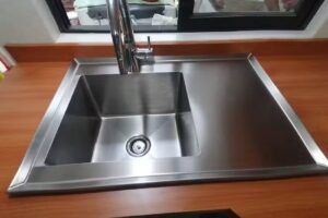 Koreminox “MOBILIARIO DE ACERO INOX”
