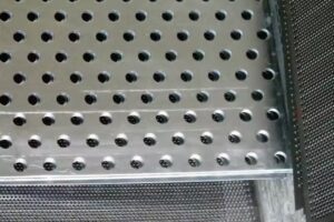 Laminas perforadas (LAMPER)