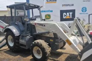 LuxuSoriano Construction