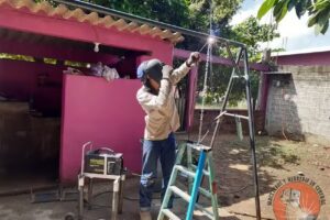 Maceteros y herrería en general