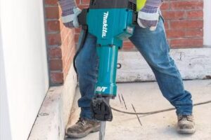 Maquinaria y Construcci&oacute;n ARTHKAMP