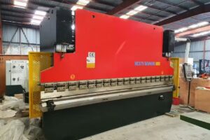 MAQUNAS Y HERRAMIENTAS SAN-KAR