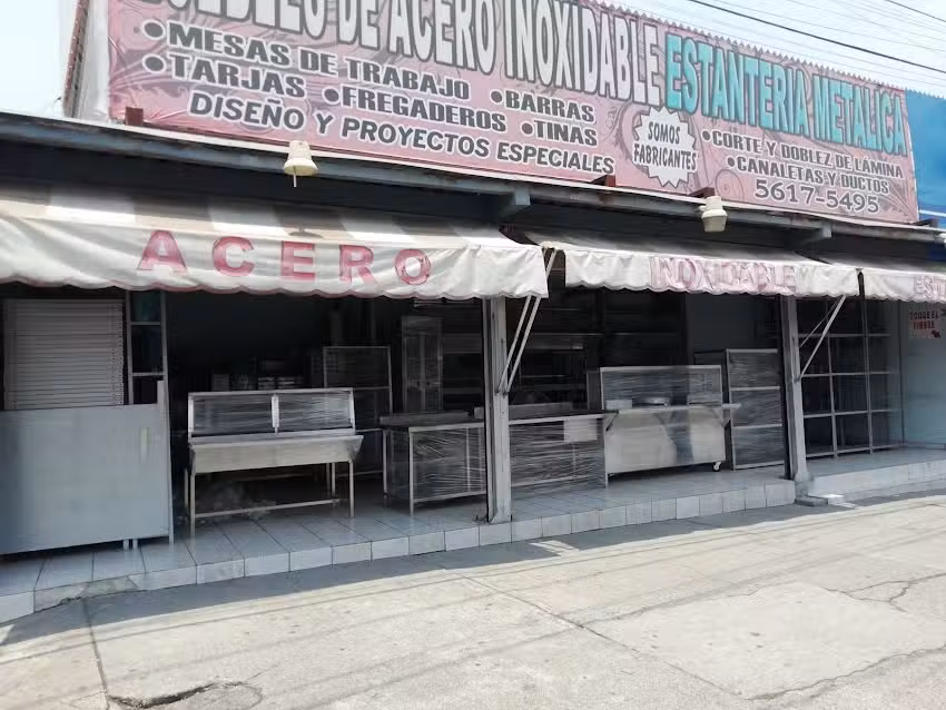 muebles de acero inoxidables