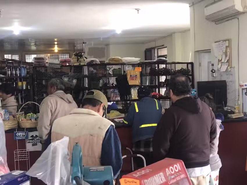 Perfiles herrajes y mas