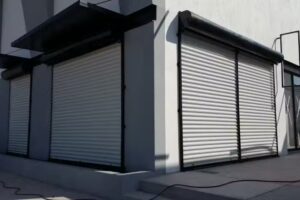 PLASA &ndash; Cortinas de Acero