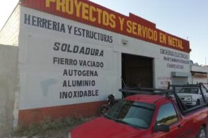 PROYECTOS Y SERVICIO EN METAL