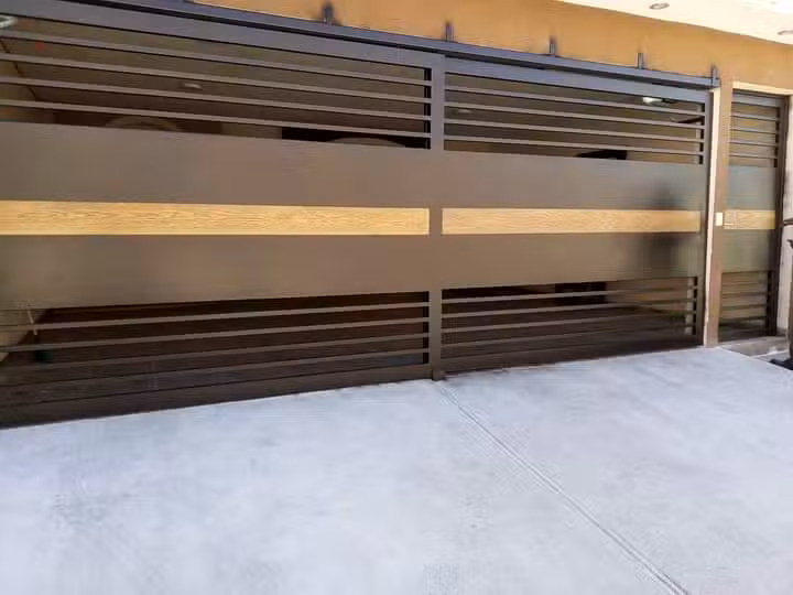 PUERTAS AUTOMATICAS MACROSEG