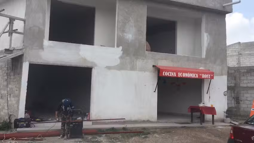 R 25 Herreria y Aluminios