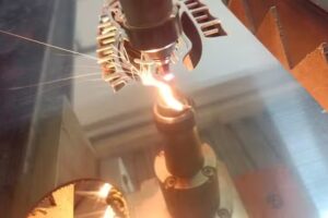 RAYOMI Láser: Corte de metales, placas y perfiles tubulares