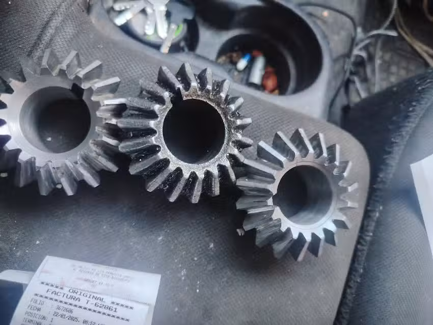 Reparaci&oacute;n de Bombas Sumergibles y Maquinados Industriales LP