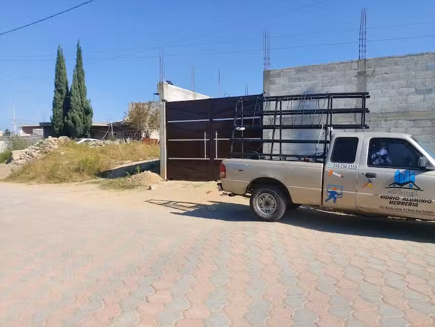 SHAEL Canceleria en aluminio