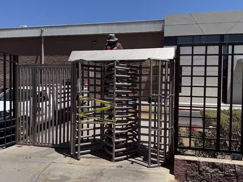 SM METAL FABRICATIONS