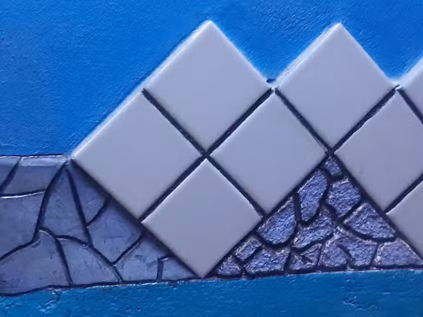 Soldado, trabajos de loseteria y pintura