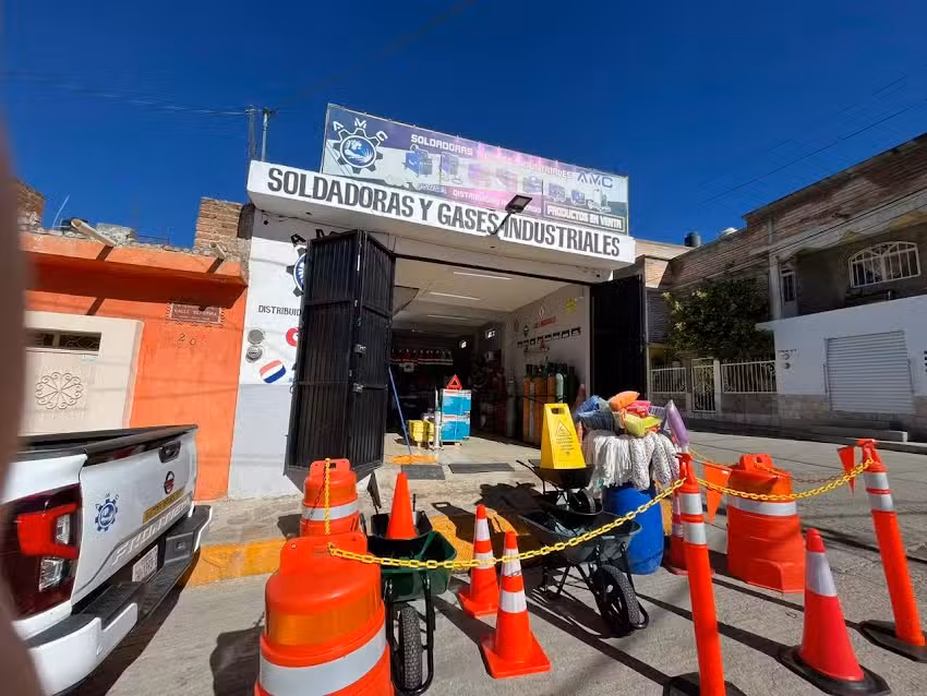 SOLDADORAS Y GASES INDUSTRIALES Y MEDICINALES AMC