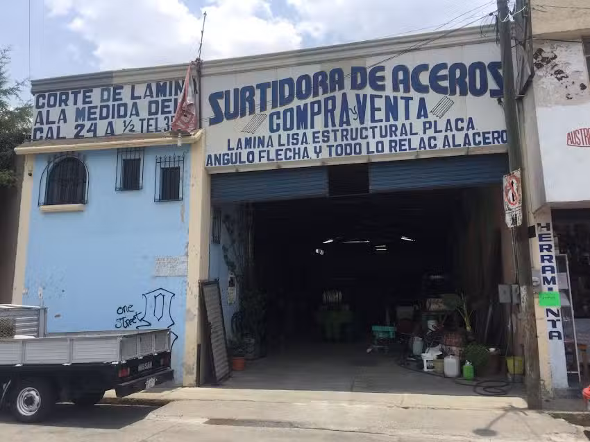 Surtidora de Aceros