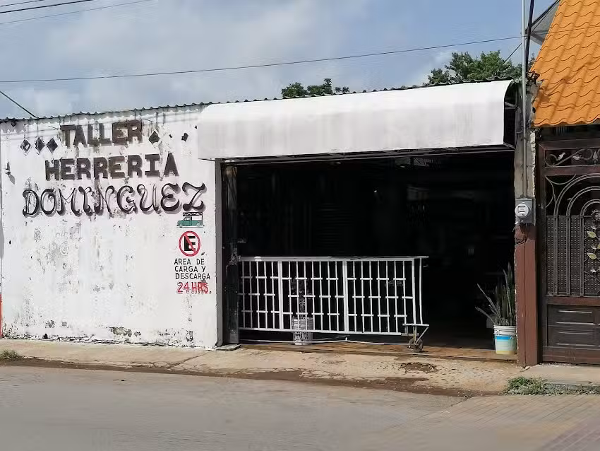 Taller de Herrer&iacute;a Dominguez