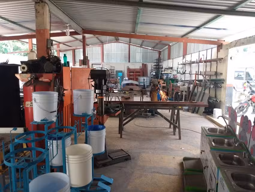 Taller de Herrer&iacute;a FIERRITOS