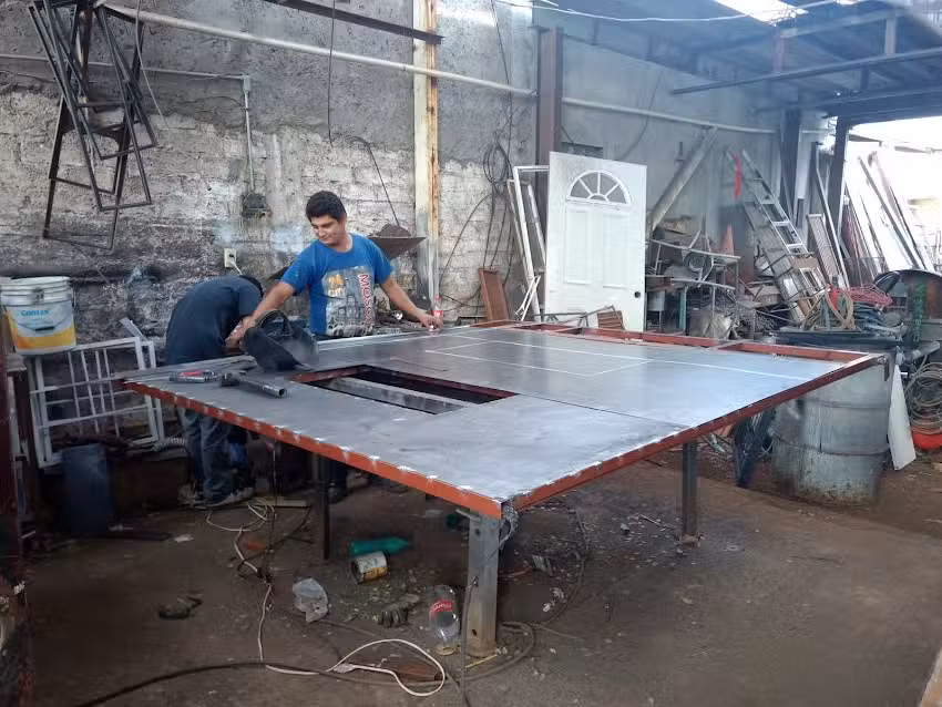 TALLER DE HERRER&Iacute;A OLIVARES