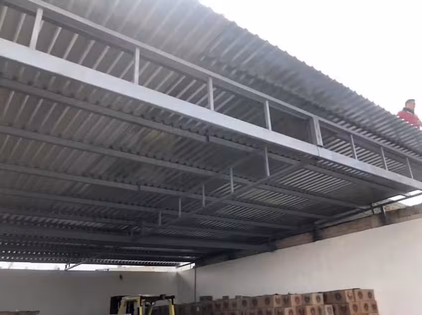 Taller De Herrer&iacute;a y Soldadura en General Aguirre &ndash; Pintura e instalaci&oacute;n incluida-