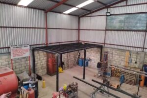 Taller de Herrería y soldadura “Santa Cruz”