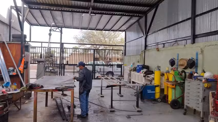 Taller de mantenimiento Rios