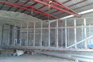 TALLER DE SOLDADURA EN GENERAL MUELLES Y MOFLES EL KALY