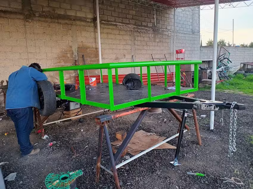 TALLER DE SOLDADURA Y HERRERIA ALVAREZ