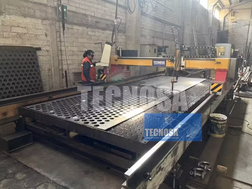 TECNOSA Corte por pant&oacute;grafo CNC (plasma y oxicorte), barrenado, soldadura y fabricaci&oacute;n de estructuras met&aacute;licas