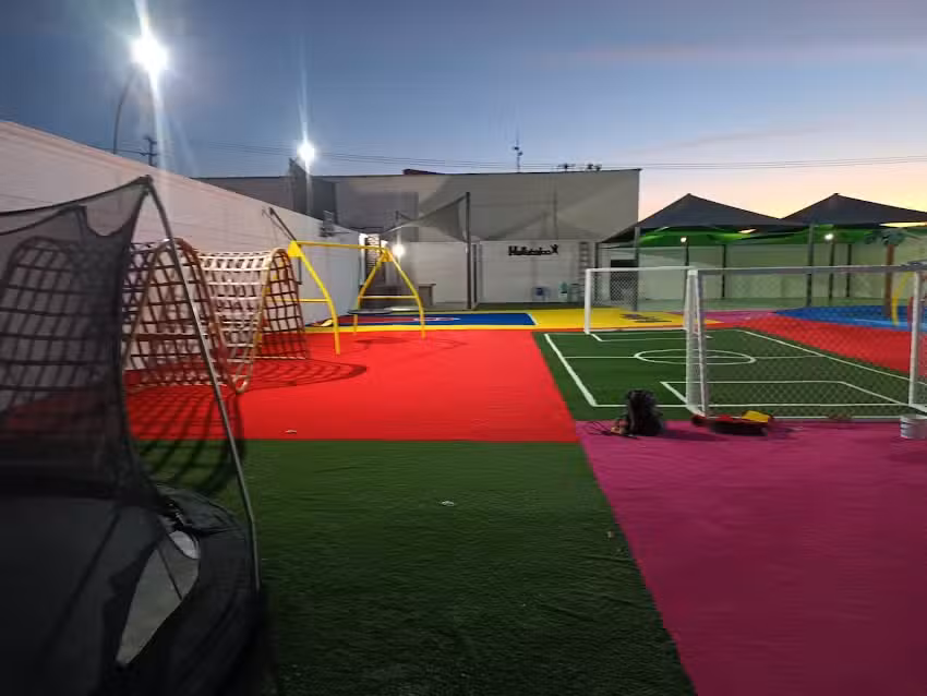 TOLDOS Y ESTRUCTURAS