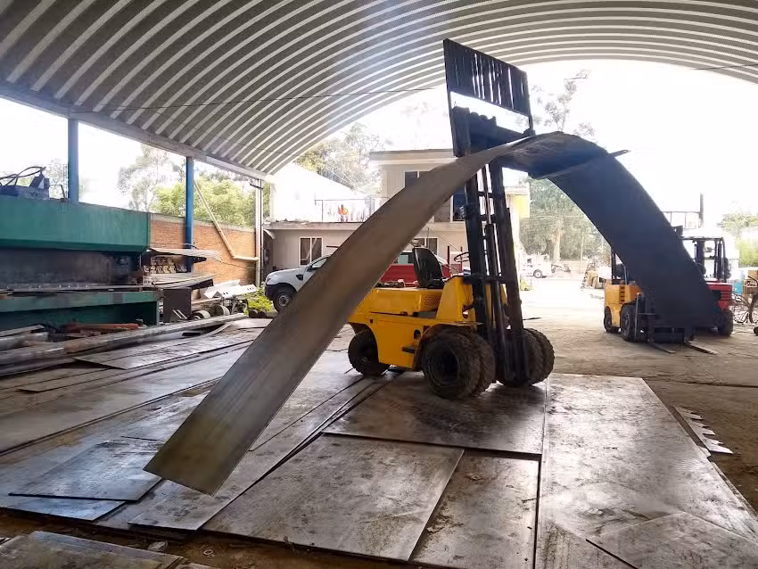 Transformadora de Metales Mani