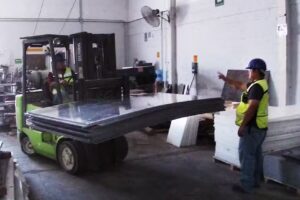 Vazbros Pl&aacute;sticos y Metales Industriales