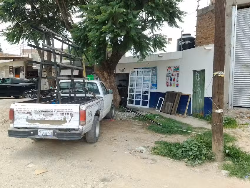 Vidrio y Aluminio pedroza